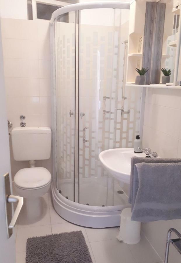 Marina Apartments Kaštela المظهر الخارجي الصورة